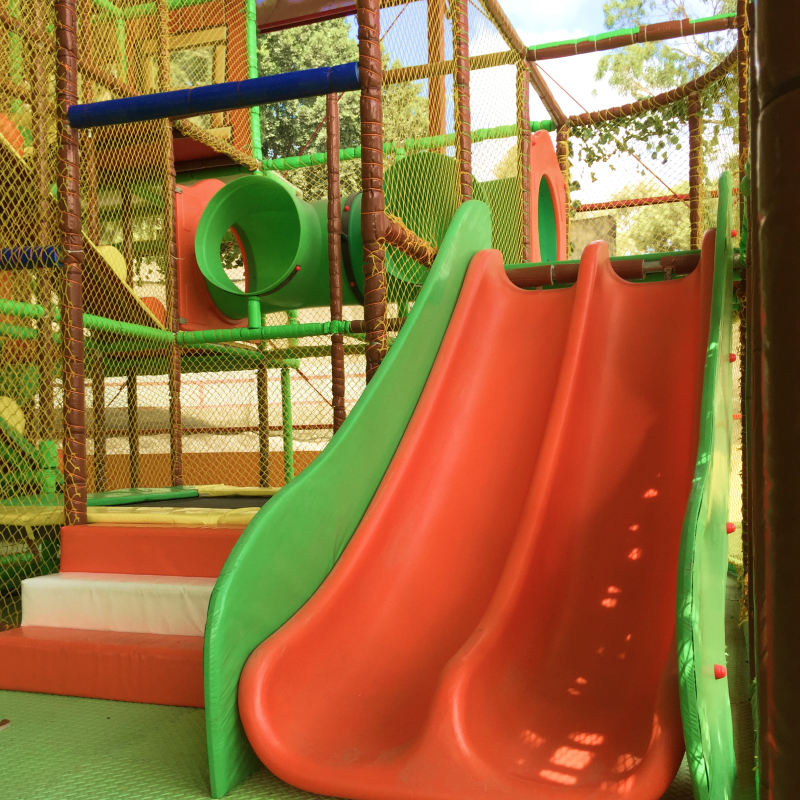 Trampolín y juegos interactivos en Baja Kidz Tijuana